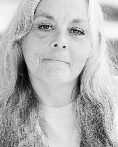 Geneva Phillips headshot.