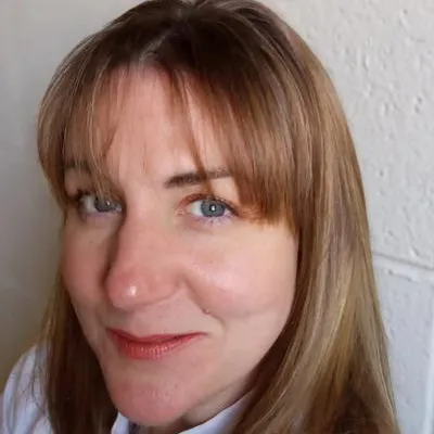 Carla J. Simmons headshot.